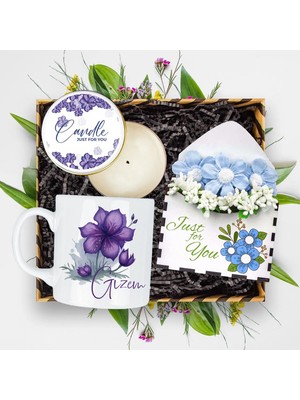 Ejoya Kişiye Özel Çiçek Tasarım Kupa & Mum & Papatya Figür Mektup Aranjmanı  113185