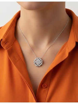 Modahilye 925 Ayar Gümüş Yonca Mıknatıslı Şans Kolyesi