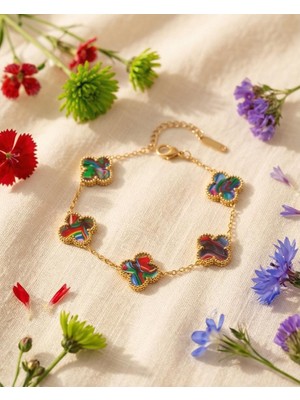 Mervan Takı Altın Renk Çelik Yonca Bileklik – Desenli Premium Tasarım (Renkli)