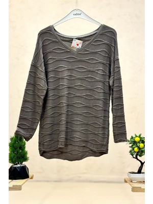 Sahnemoda Kırık Çizgi Desen Yaka Simli Ithal Bluz