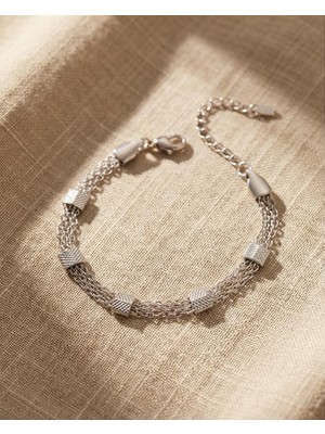 Mervan Takı Çoklu Zincir Detaylı Bijuteri Bileklik – Modern Şık Tasarım