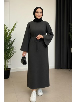 Kadın Gri Ribanalı / Fitilli Uzun Tesettürlü Kışlık Elbise - Çan Kol Detaylı (Astarlı/örm