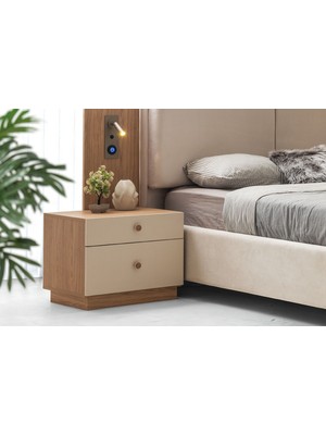 Doressa Lanis Komodin