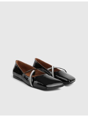 İLVİ Elenya Hakiki Rugan Deri Siyah Kadın Babet