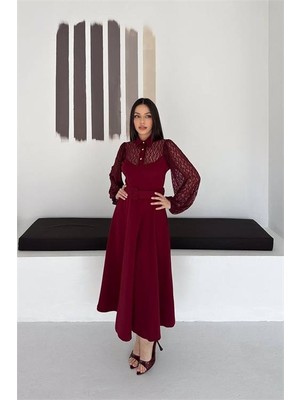 Neşeli Butik Kadın Bordo Gömlek Yaka Transparan Üst Detaylı Kemerli Midi Boy Elbise NBK4581