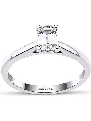 Makdis Pırlanta 0.70 Karat Emerald Tektaş Pırlanta Yüzük