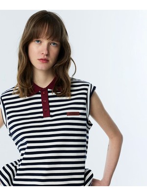 Twist Kontrast Triko Yaka Tişört TS1260070251015