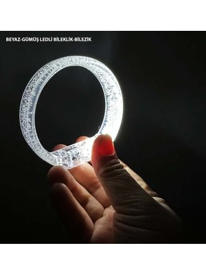 Ett Beyaz-Gümüş LED Işıklı Baskı Yapılabilen Pilli Bileklik Bilezik 1,5 cm Genişlik