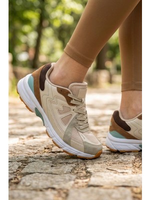 In Step Stealth-Grip Kadın Günlük Spor ve Yürüyüş Ayakkabısı Krem