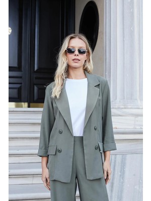Jument Kadın Ipeksi Dokulu Modal Kumaş Yakalı Cep Kapaklı Oversize Salaş Blazer Ceket-Haki