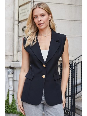 Jument Kadın Yakalı Cep Kapaklı Çift Düğmeli Hafif Likralı Kumaş Yelek-Siyah