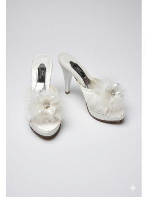 G&C Kadın Çeyizlik Tüylü Tokalı Platform Gelin Ev Terliği 145