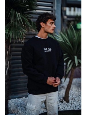 Hiccup Erkekler Janes Oversize Yuvarlak Yaka Sweatshirt, Arka Baskılı Siyah