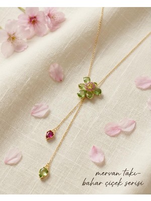 Mervan Takı Ayarlanabilir Çelik Lariat Kolye Çiçek Motifli Renkli Taşlı Şık Tasarım