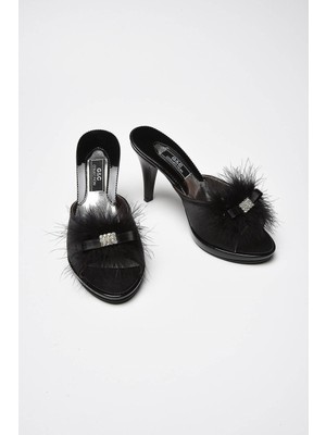 G&C Kadın Çeyizlik Tüylü Tokalı Gelin Ev Terliği 175