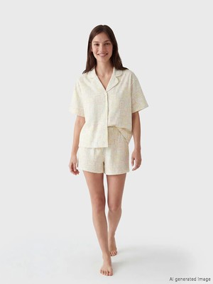LC Waikiki Lcw Young Ekru Desenli Kadın Şortlu Pijama Takımı