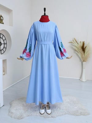 Moda Morfo Kolları Balon Süzene İşlemeli Kemerli Elbise  -Mavi