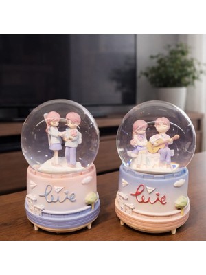 Noxsa Orta Boy Romantik Çift Temalı Kar Küresi