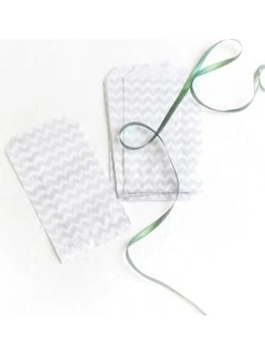 Hakay Zigzag Desenli 50 Adet Beyaz-Gümüş Kese Kağıdı (11X20 Cm)