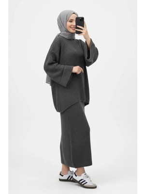 Khi-Zai Kadın Triko Etekli Ikili Takım Gri Tesettür Örgü Kazak Etek Seti
