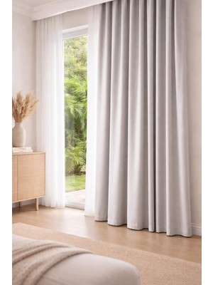 Açık Gri Blackout Saten Karartma Perde Pilesiz Kornişli Kullanıma Hazır Fon Perde