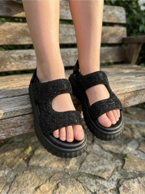 Marcomen Marco Kids Yumuşak Anatomik Taban Taşlı Kız Çocuk Sandalet