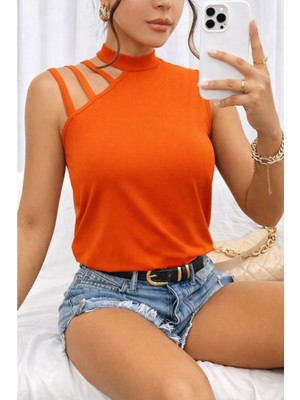 byasafkids Kadın Omuzdan Şerit Detaylı Yarı Balıkçı Yaka Viskon Bluz