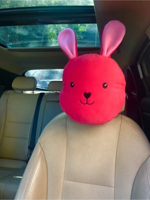 Pembe Tavşan Figürlü Silikon Oto Yastık 25 cm — Konfor ve Şıklık Sağlar