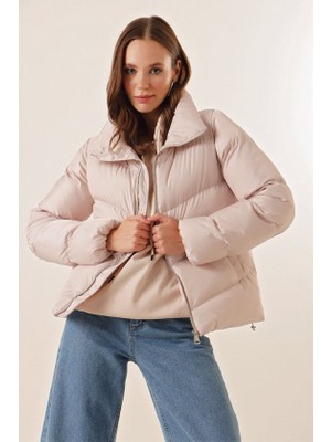 5205 Dik Yaka Fermuarlı Şişme Mont - Bej