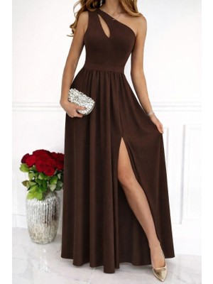 Arben Boutique Kadın Omuzlardan Açık Asimetrik Yaka Detaylı Yırtmaçlı Maksi Boy Janjan Krep Elbise