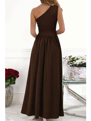 Nidam Butik Kadın Omuzlardan Açık Asimetrik Yaka Detaylı Yırtmaçlı Maksi Boy Janjan Krep Elbise