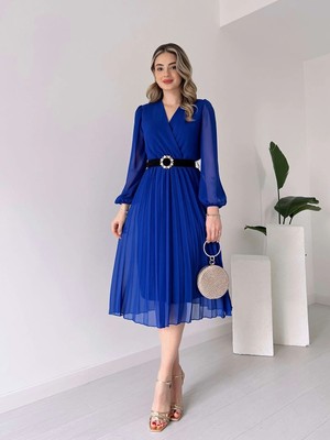 Femora Moda Kadın Şifon Kumaş Astalı Kloş Kesim Kruvaze Yaka Midi Boy Elbise