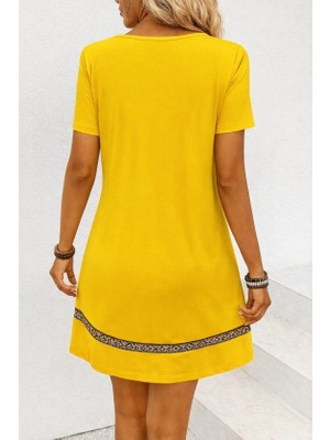 Femora Moda Kadın Kısa Kollu V Yakalı Etnik Desen Şerit Detaylı Viskon Elbise