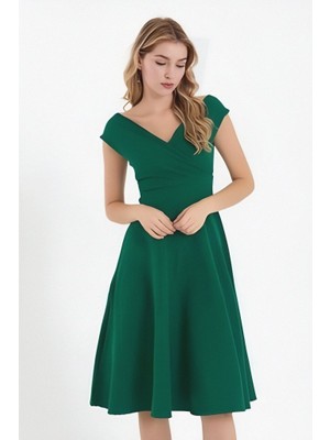 Femora Moda Kadın Kısa Kollu Kruvaze Yaka Eteği Volanlı Krep Elbise