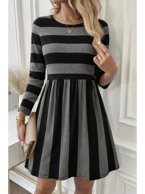 Femora Moda Kadın Uzun Kollu Bisiklet Yaka Çizgili Desen Detaylı Süprem Mini Elbise