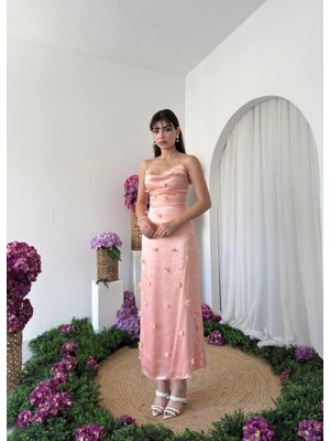 Femora Moda Dora Çiçek Detaylı Elbise