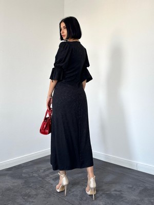 Femora Moda Siyah Yırtmaçlı Jakar Elbise