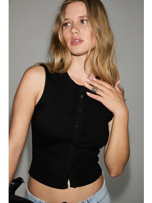 Grimelange Bunrek Kadın Yumuşak ve Esnek Kumaşlı Düğmeli Kolsuz Siyah Bluz