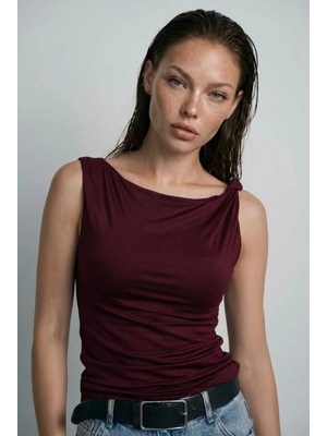 Madmext Bordo Omzu Büzgülü Kadın Şık Bluz MG2688