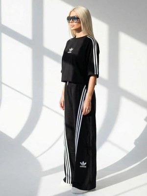 Mint 7606 Çizgili Nakışlı Takım Siyah