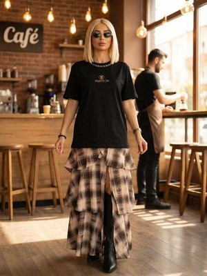 Mint 7452 Vito Yaka Aksesuarlı Tişört Siyah