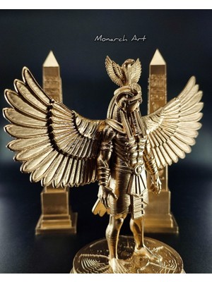 Monarch Art Antik Mısır Horus Heykeli ve Ikili Obelisk Seti - Premium Gold Mistik Dekorasyon Figür Grubu