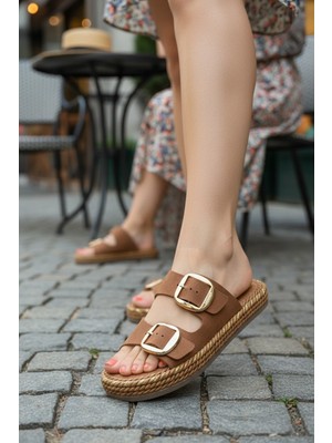 Enoch Kadın Ortopedik Tabanlı Hasır Halat Detaylı Gold Tokalı Çift Bantlı Terlik