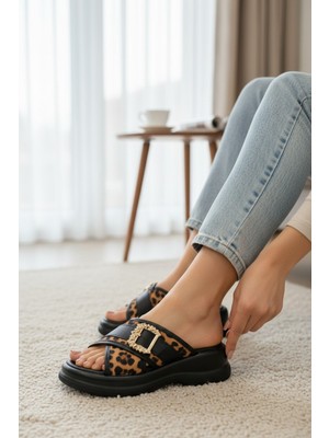 Enoch Kadın Ortopedik Tabanlı Leopar Desenli Gold Toka Detaylı Çapraz Bantlı Terlik