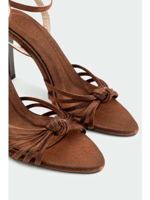 Laminta Waster Düğüm Detaylı Kadın Bakır Topuklu Ayakkabı