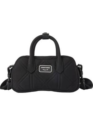 Emporio Armani Kadın Kabartma Logolu Dokuma Kumaş Fermuarlı ve Uzun Askılı Siyah Omuz Çantası EW003825 AF22792-UC001