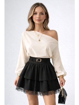 Lubiti Dantel Detaylı Kemerli Ithal Krep Kumaş Mini Etek