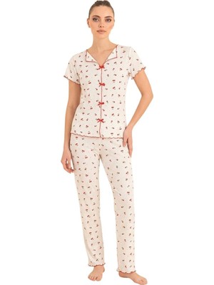 Royam Çağrı Kadın %100 Pamuk Raporlu Fitilli Kısa Kollu Önü Düğmeli Pijama Takım