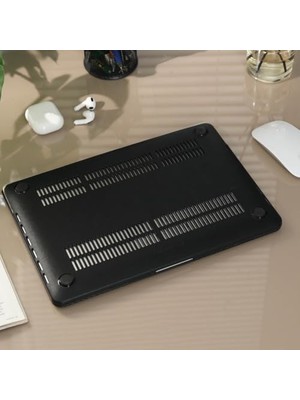 Uray Home Pro 13 Karbon Fiber Sert Hard Ince Hafif Darbe Koruma Kapak Uyumlu Usb-C M1-M2 Bar ve Non- Bar Siyah