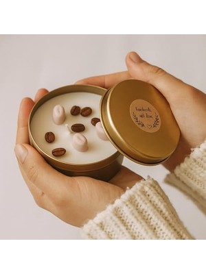 Emdeco Faveury Kahve Kokulu Soya Mum – Çekirdek Detaylı Metal Kutuda – Çiftlerin Anları Için – El Yapımı, Doğal, 30 Saat Yanış